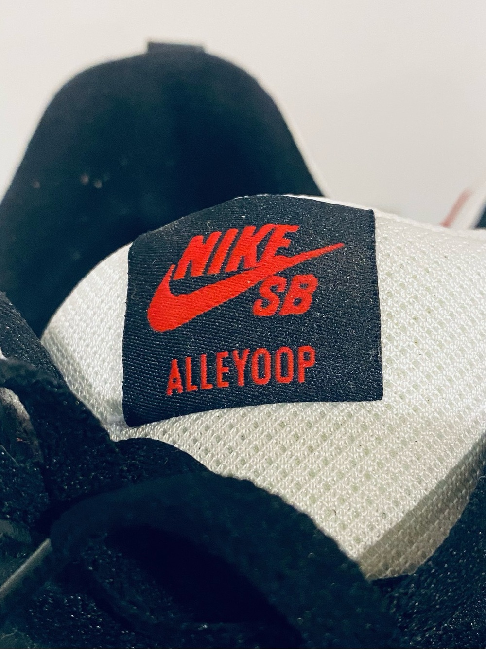 Nike SB Alleyoop Chicago Black Toe Size 14 White University Red Men's CJ0882-102 - Picture 5 of 10